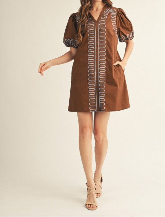 Woman's Puff Sleeves Embroidered Shift Dress