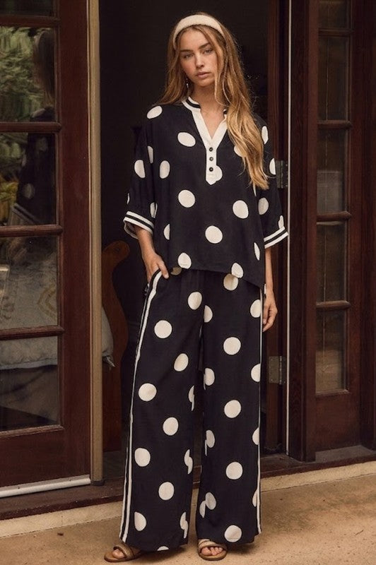 Women's 3/4-Sleeve Oversized Polka Dot Blouse