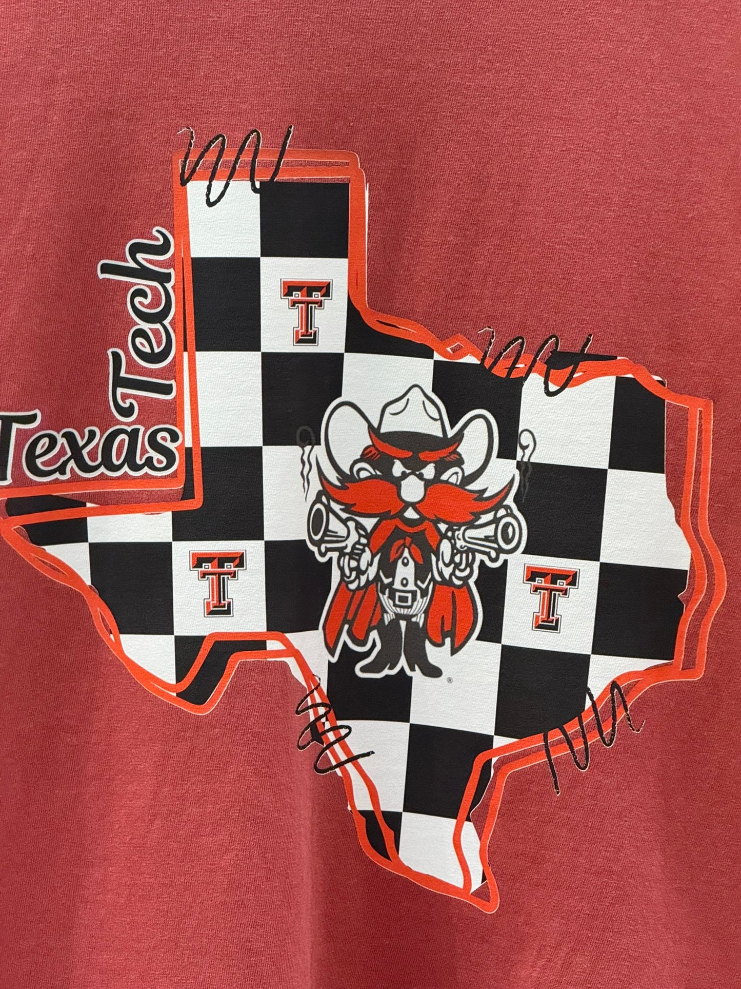 Woman's State of Texas Graphic Red-Wash Crewneck T-shirt Black & White Checkered Patterned