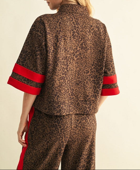 Women's Contrast Detail Faux Suede Leopard Top