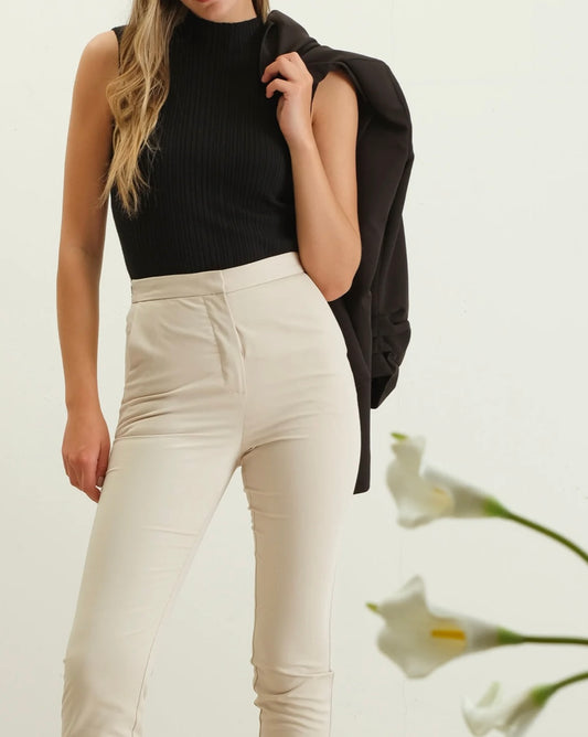 Mocks Neck Sweater (Black)