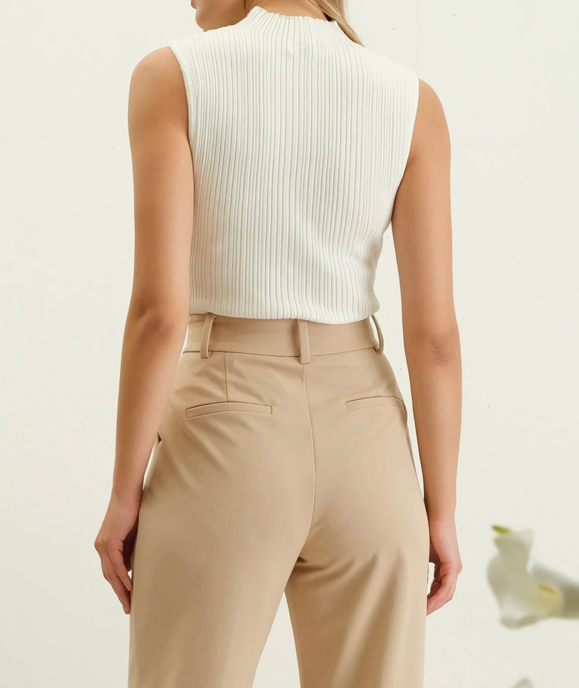 Mocks Neck Sweater (Metallic Nickle)