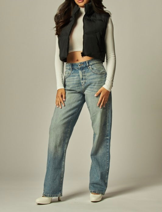 Cropped Mini Puffer Vest (Black)