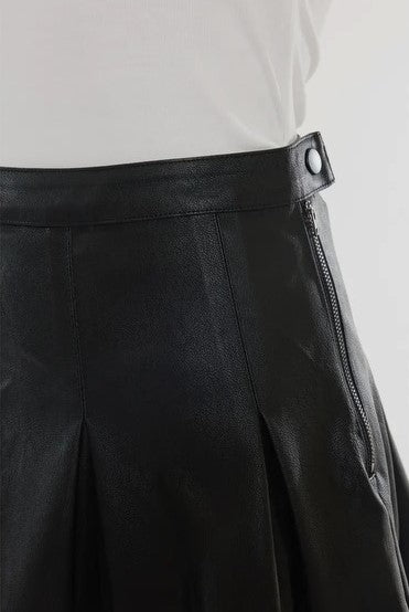 KanCan PU Skirt